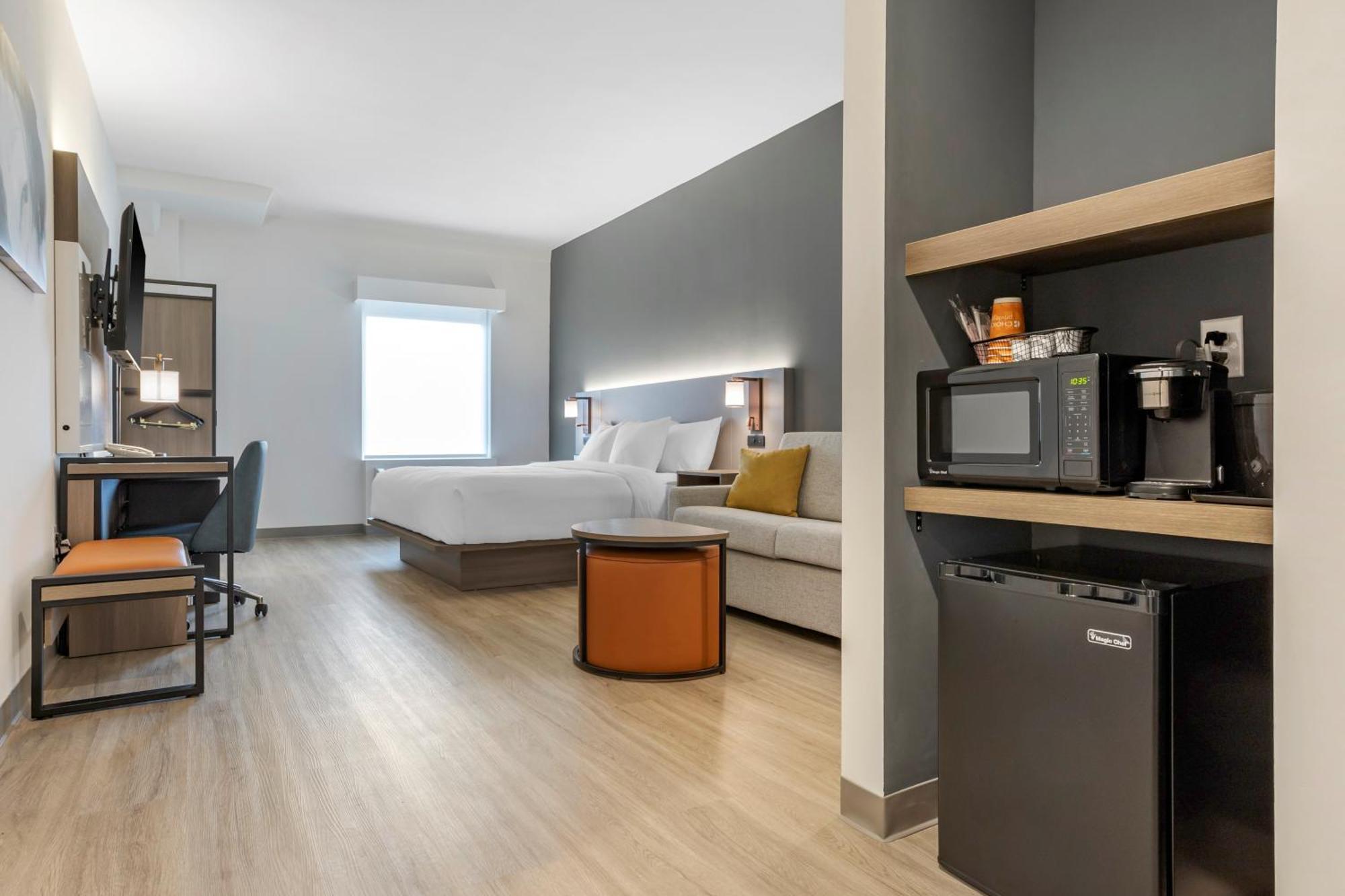 Comfort Inn & Suites Newark Liberty International Airport المظهر الخارجي الصورة