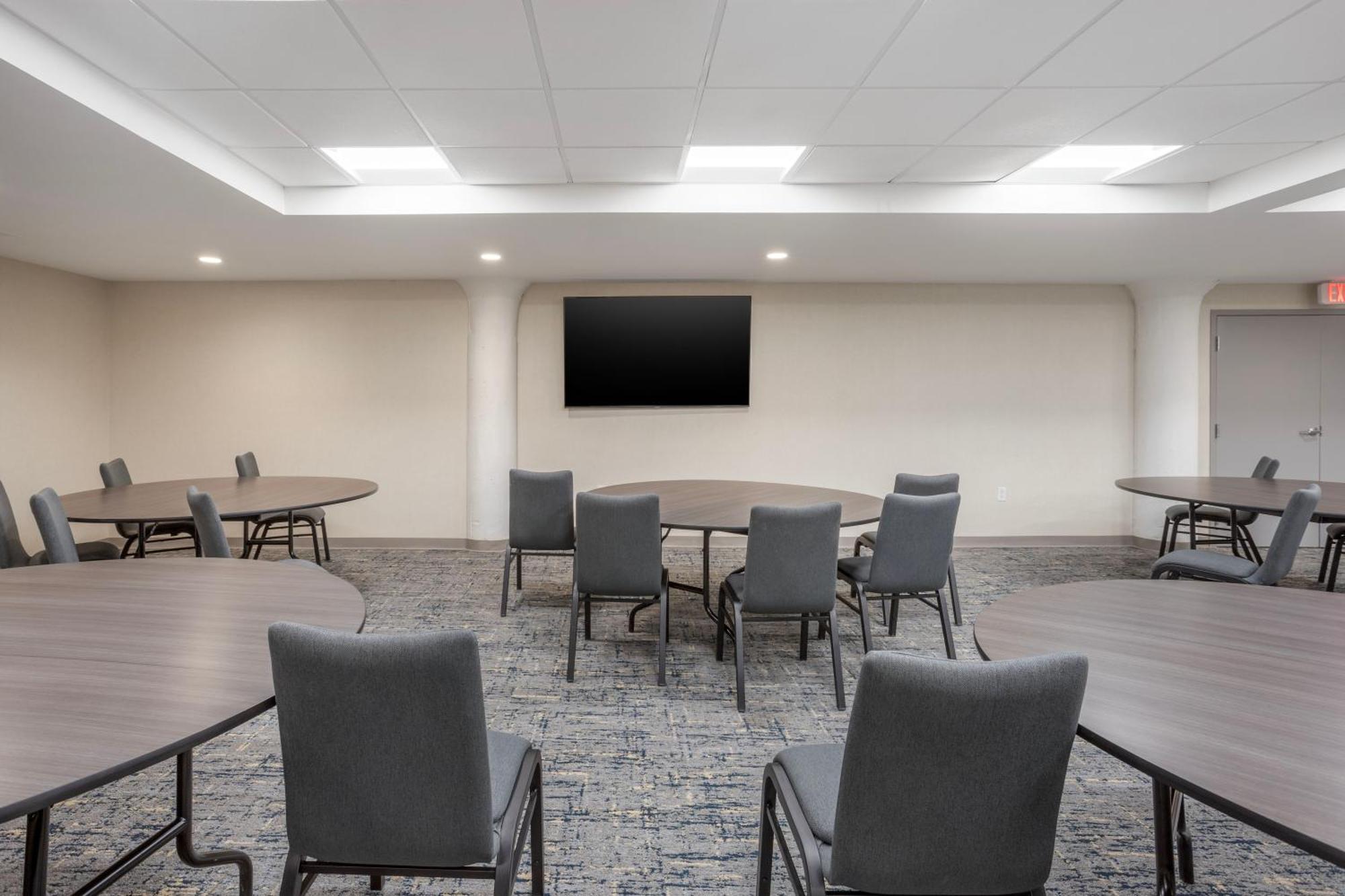 Comfort Inn & Suites Newark Liberty International Airport المظهر الخارجي الصورة