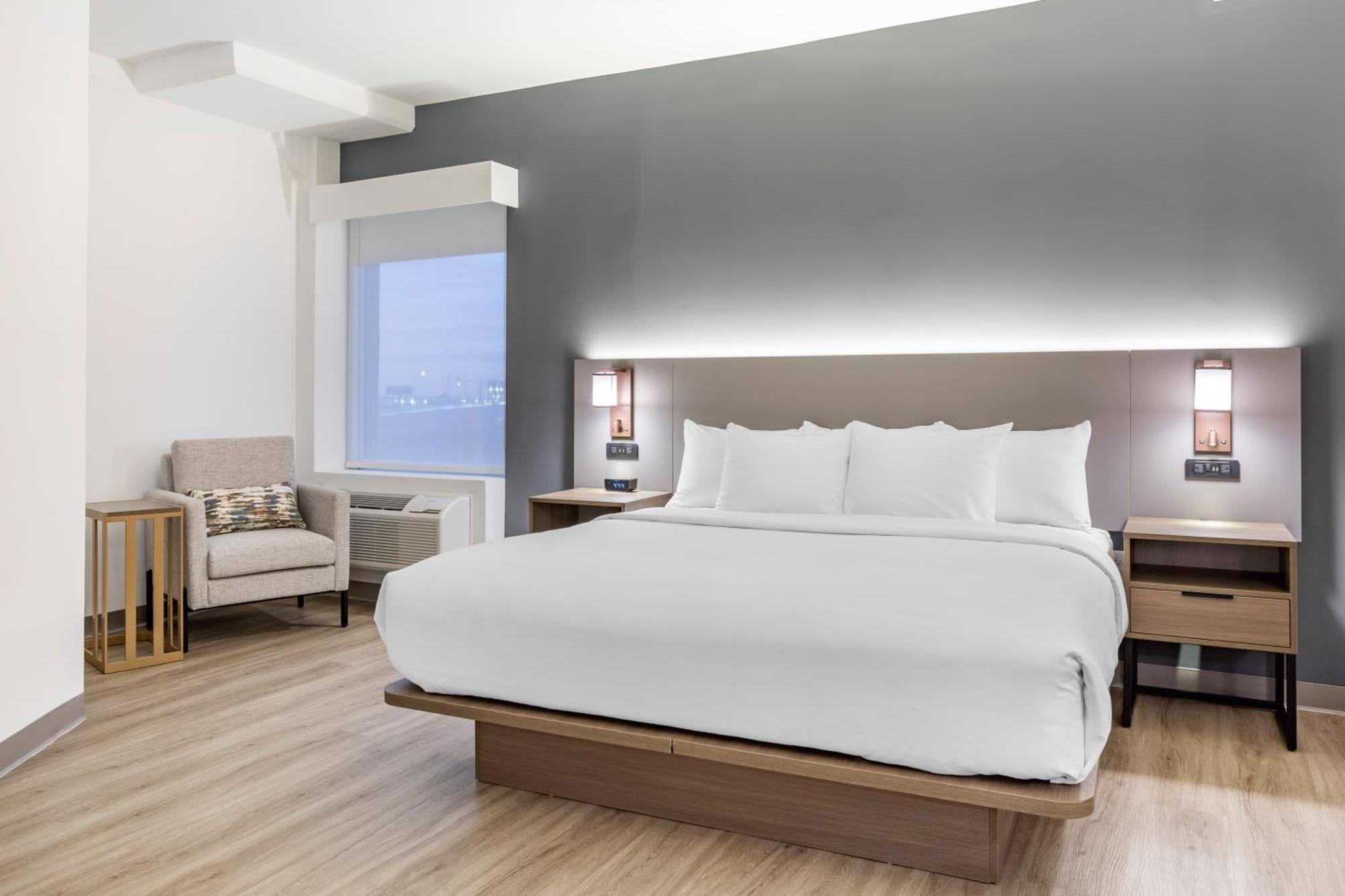 Comfort Inn & Suites Newark Liberty International Airport المظهر الخارجي الصورة