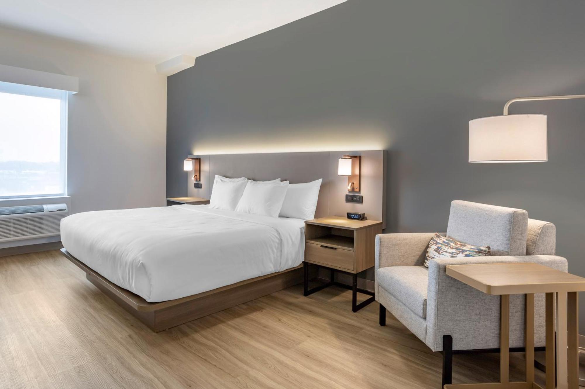 Comfort Inn & Suites Newark Liberty International Airport المظهر الخارجي الصورة
