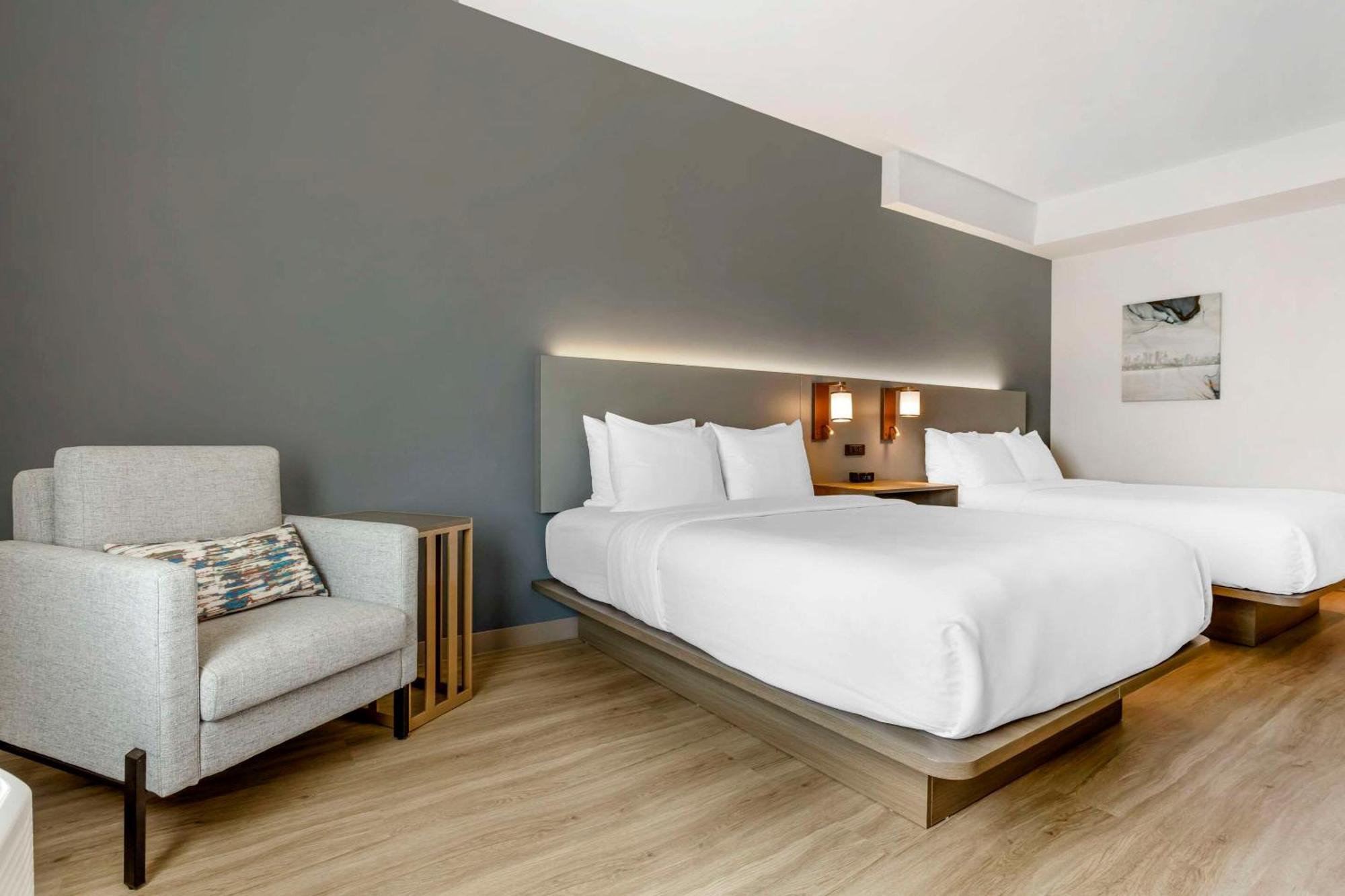 Comfort Inn & Suites Newark Liberty International Airport المظهر الخارجي الصورة